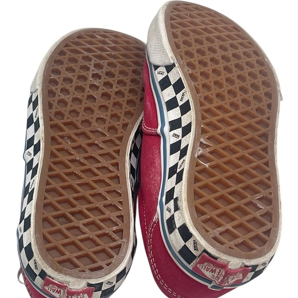 Vans Off The Wall Red Canvas Skateboard Sneakers Youth size 3 Lace Checked sole - Picture 12 of 16